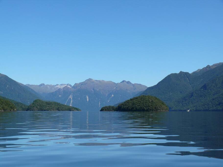 Fergus Hideaway Te Anau Exterior foto
