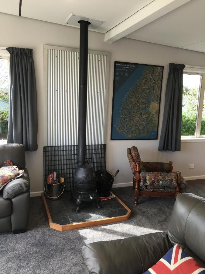 Fergus Hideaway Te Anau Exterior foto